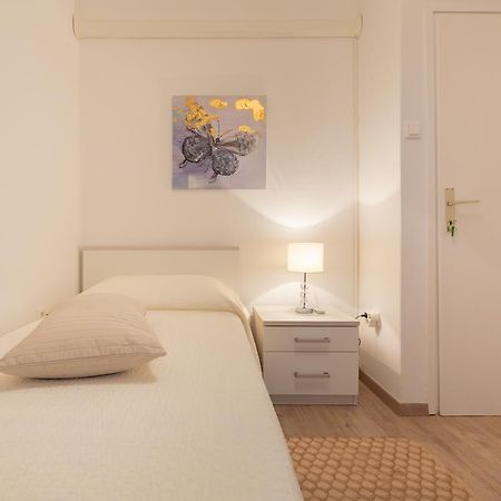 Holiday Home Nada ドゥブロブニク エクステリア 写真