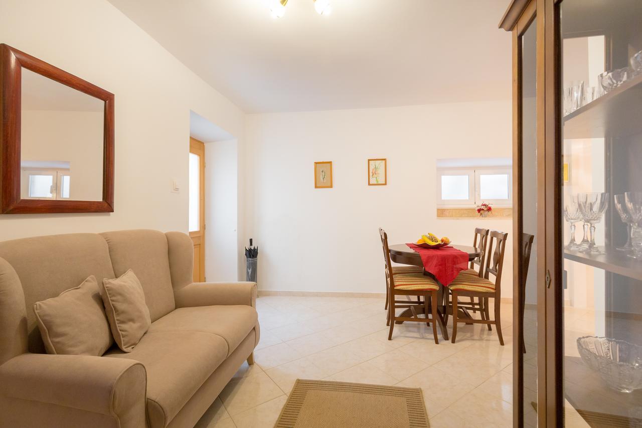 Holiday Home Nada ドゥブロブニク エクステリア 写真